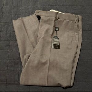 Linea Naturale Luxe slacks. Size 40 waist 100% wool
